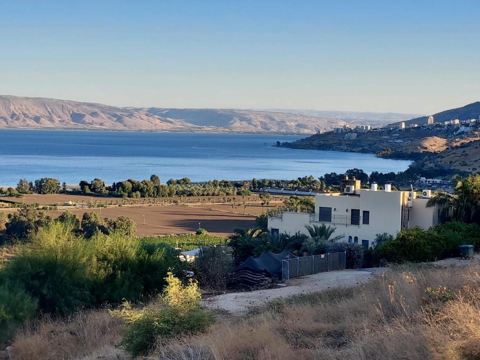 דירת נופש נוף לכנרת Lägenhet Migdal Exteriör bild